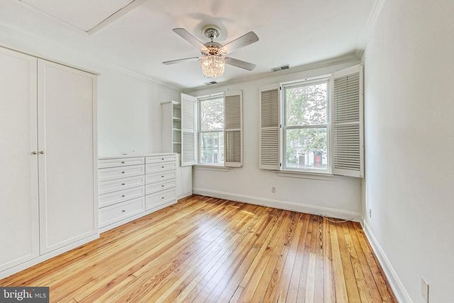 524 10TH ST SE, Washington, DC 20003