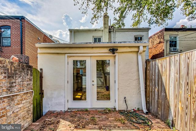 524 10TH ST SE, Washington, DC 20003