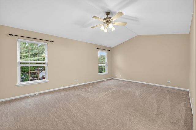 3013 Tangley Oaks Trail, Lisle, IL 60532