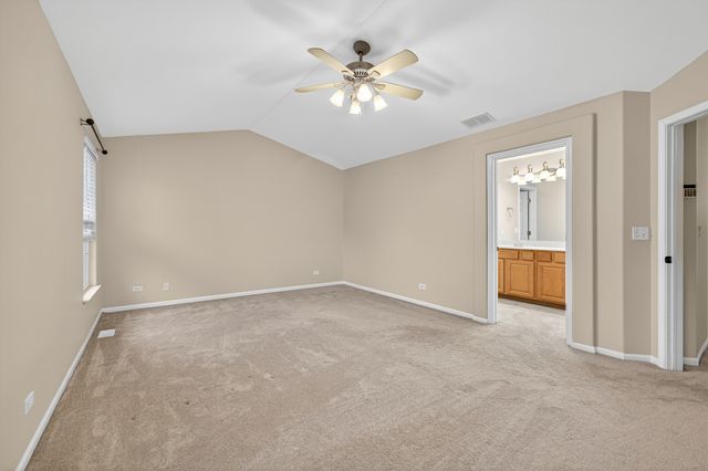 3013 Tangley Oaks Trail, Lisle, IL 60532