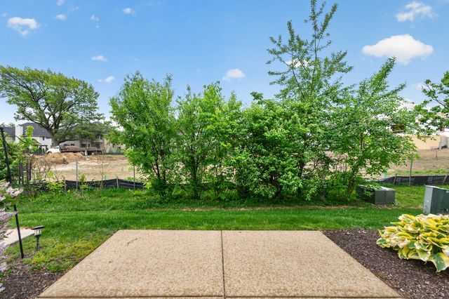 3013 Tangley Oaks Trail, Lisle, IL 60532
