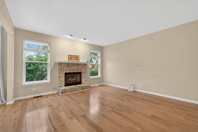 3013 Tangley Oaks Trail, Lisle, IL 60532