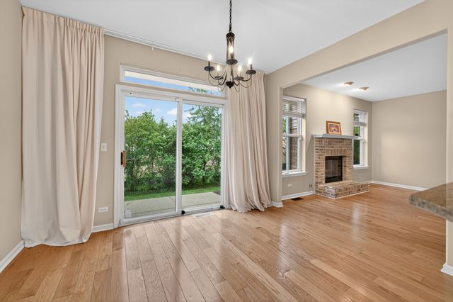 3013 Tangley Oaks Trail, Lisle, IL 60532
