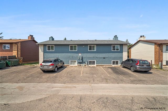 305 Western Hills Blvd Apt B, Cheyenne, WY 82009