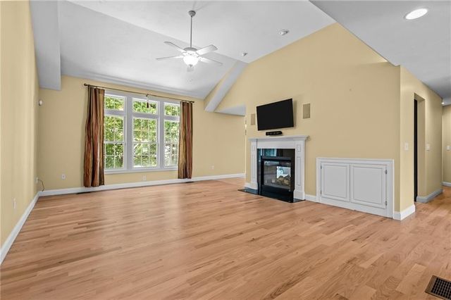 125 West Road, Cumberland, RI 02864