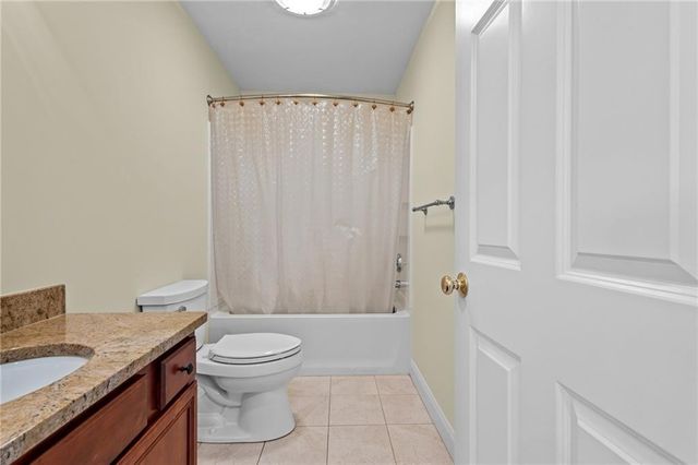 125 West Road, Cumberland, RI 02864