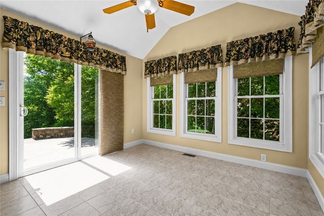 125 West Road, Cumberland, RI 02864