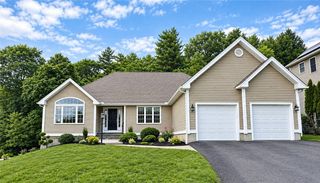 125 West Road, Cumberland, RI 02864