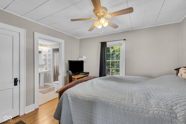 921 Walnut Street, Franklin, IN 46131