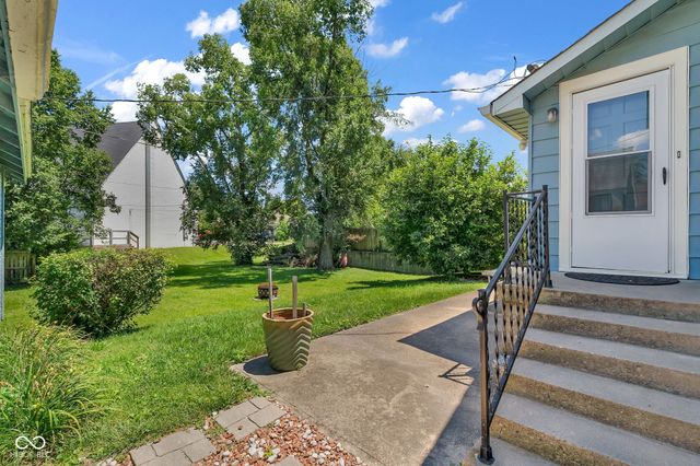 921 Walnut Street, Franklin, IN 46131