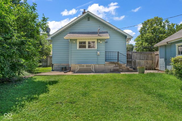 921 Walnut Street, Franklin, IN 46131