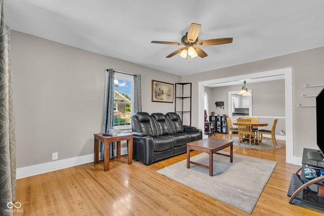 921 Walnut Street, Franklin, IN 46131