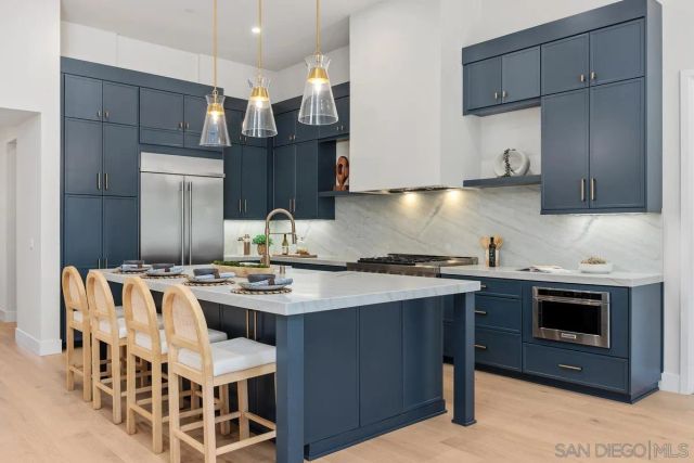 1714 California St., Oceanside, CA 92054