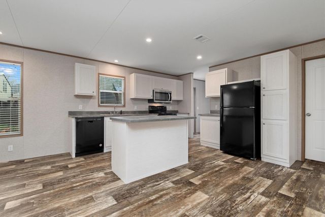 29706 Wichita Falls, Magnolia, TX 77354