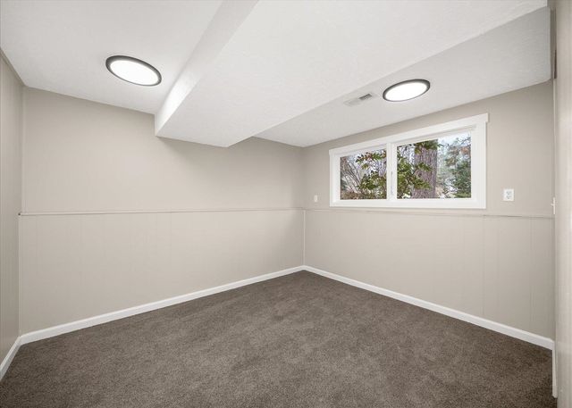 6111 S Pittsburg St, Spokane, WA 99223