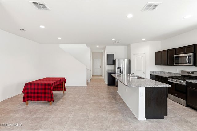 31046 W MONTEREY Avenue, Buckeye, AZ 85396