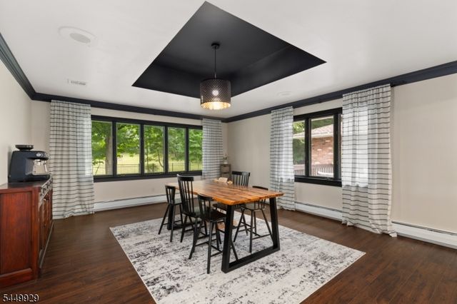 49 Dogwood Dr, Oakland Boro, NJ 07436