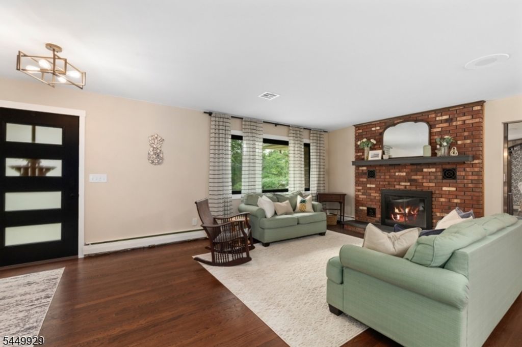 49 Dogwood Dr, Oakland Boro, NJ 07436 — photo 4