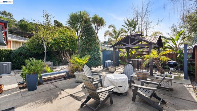 1269 Gabriel Ct, San Leandro, CA 94577