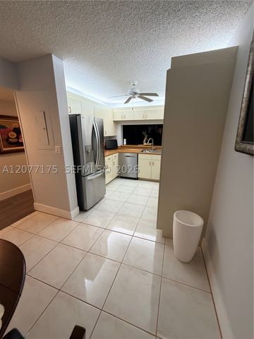 10847 W Clairmont Cir 302, Tamarac, FL 33321