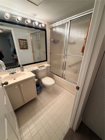 10847 W Clairmont Cir 302, Tamarac, FL 33321