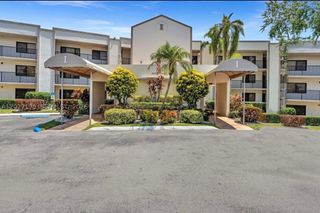 10847 W Clairmont Cir 302, Tamarac, FL 33321