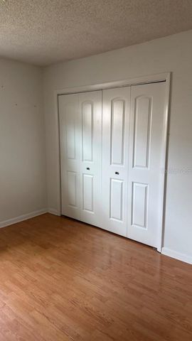 6412 N WOODLYNNE AVENUE, Tampa, FL 33614