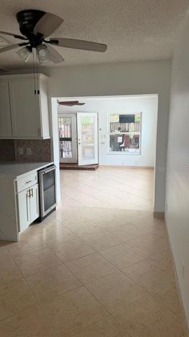 6412 N WOODLYNNE AVENUE, Tampa, FL 33614