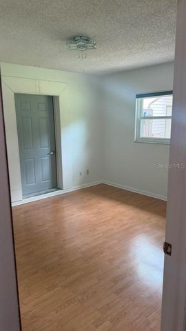 6412 N WOODLYNNE AVENUE, Tampa, FL 33614