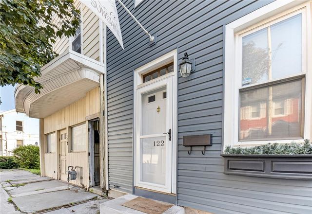 122 Front Street, Catasauqua Boro, PA 18032