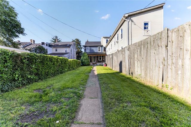 122 Front Street, Catasauqua Boro, PA 18032