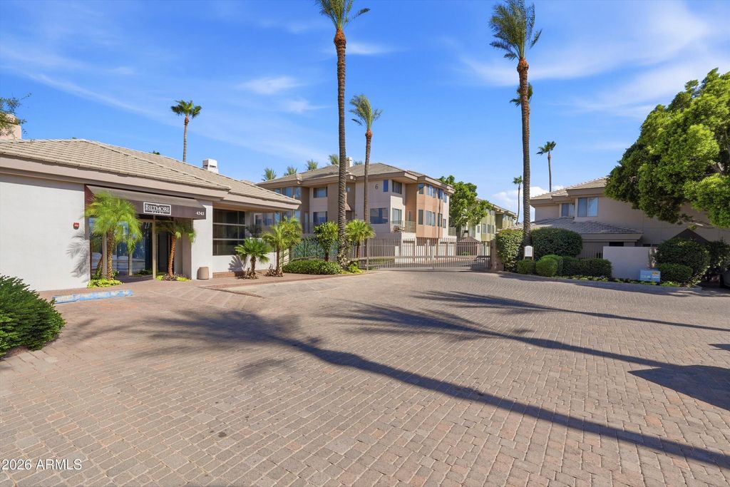 Image 2 of property listing at 4343 N 21ST Street 256, Phoenix, AZ 85016
