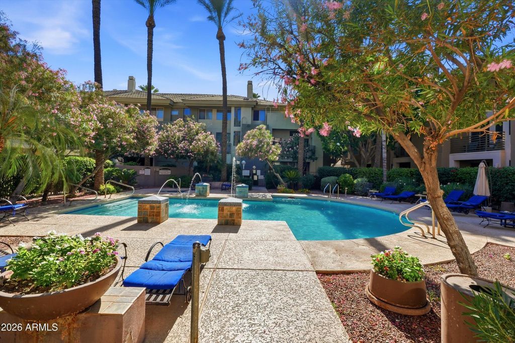 Image 23 of property listing at 4343 N 21ST Street 256, Phoenix, AZ 85016