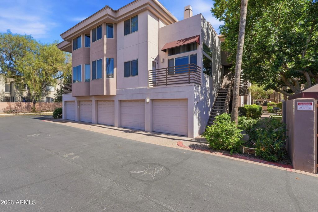 Image 3 of property listing at 4343 N 21ST Street 256, Phoenix, AZ 85016