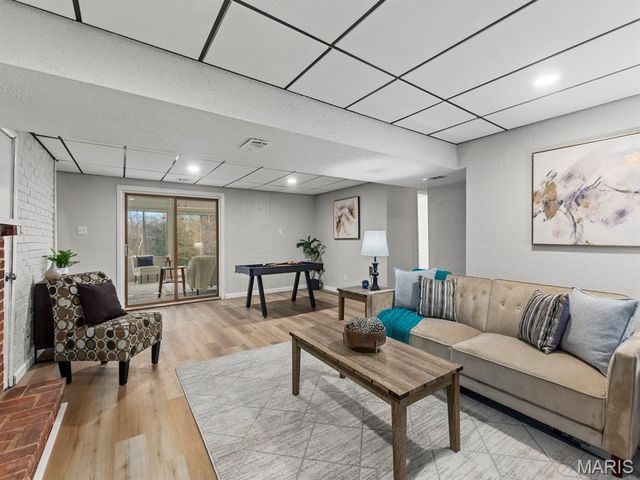 726 Gran Lin Drive, St Charles, MO 63303