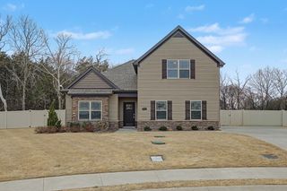 422 Windyhill St, Murfreesboro, TN 37129