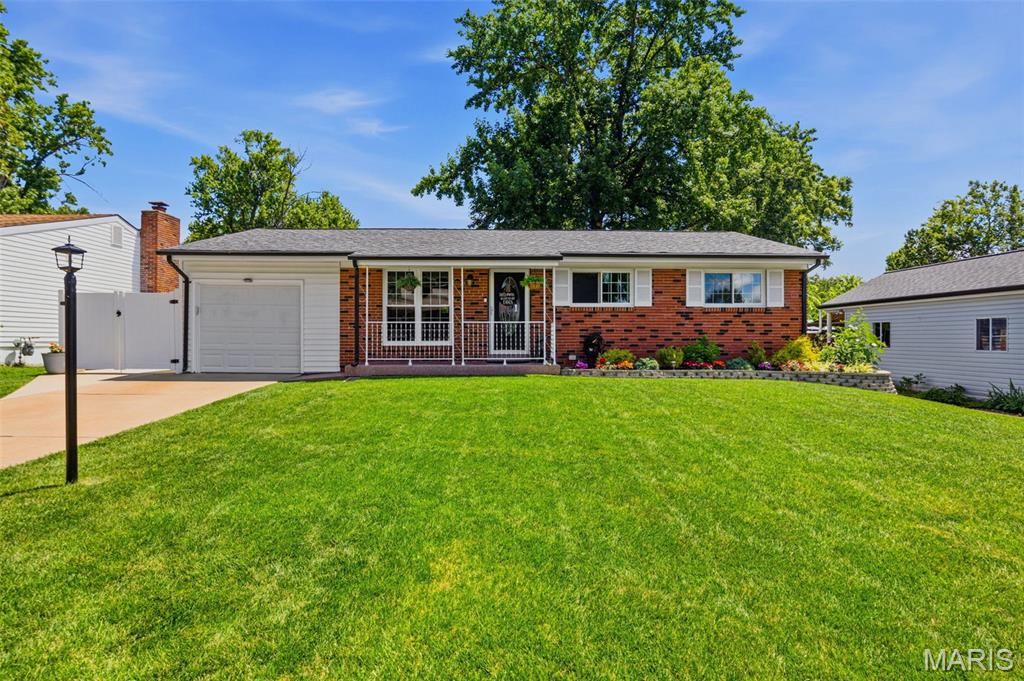 2024 Janiculum Drive, Fenton, MO 63026