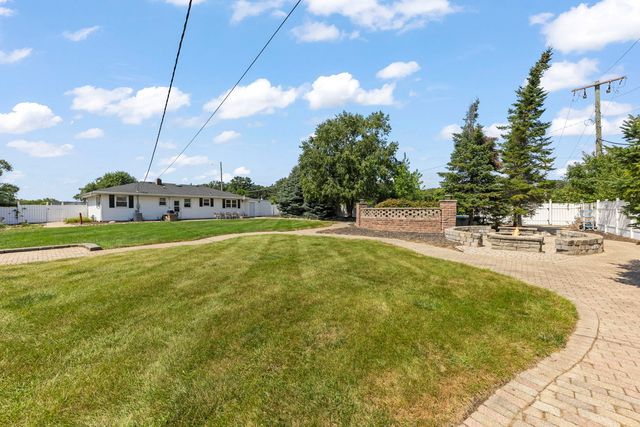 15911 S Codo Drive, Homer Glen, IL 60491