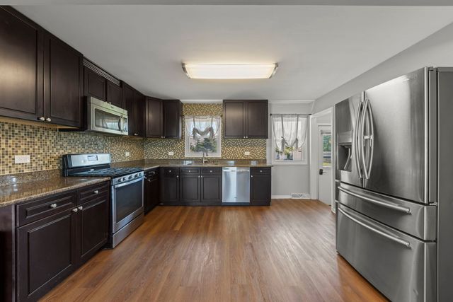 15911 S Codo Drive, Homer Glen, IL 60491