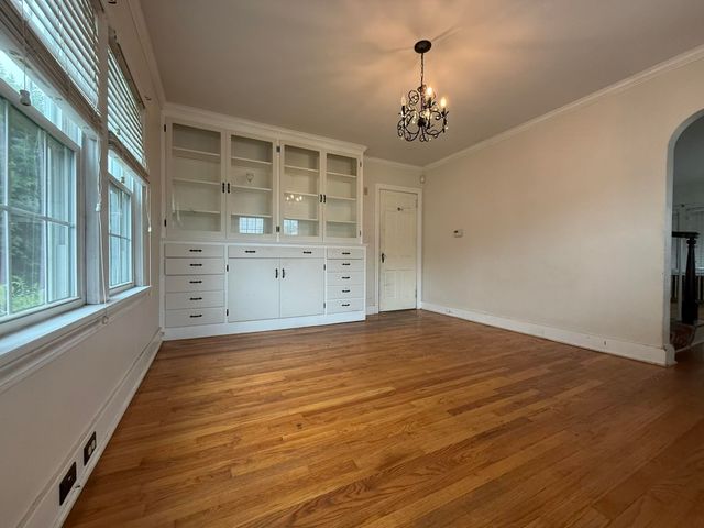 128 NorthSide Drive, Bennington, VT 05201
