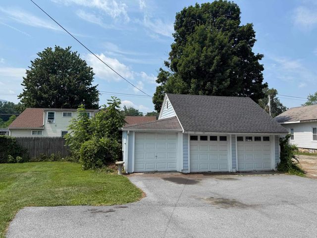 128 NorthSide Drive, Bennington, VT 05201