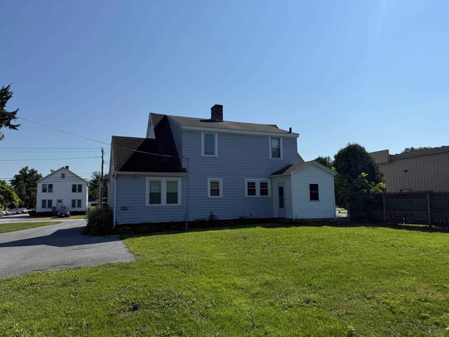 128 NorthSide Drive, Bennington, VT 05201