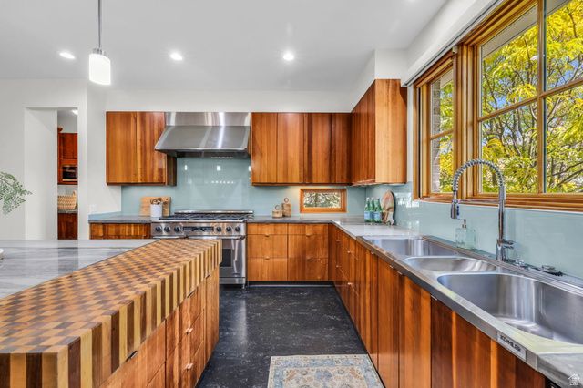 782 E IVY MANOR LN, Draper, UT 84020