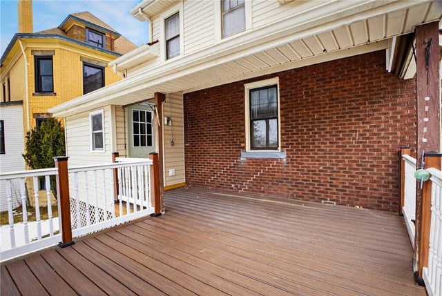 37 McMunn Ave, Crafton, PA 15205