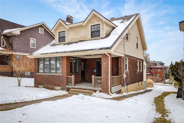 37 McMunn Ave, Crafton, PA 15205