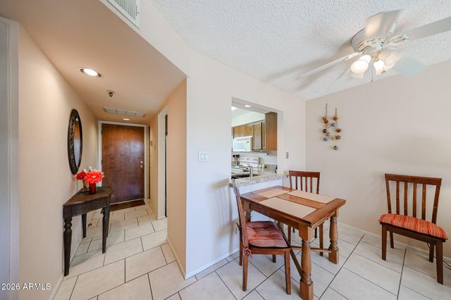 7474 E Earll Drive 312, Scottsdale, AZ 85251