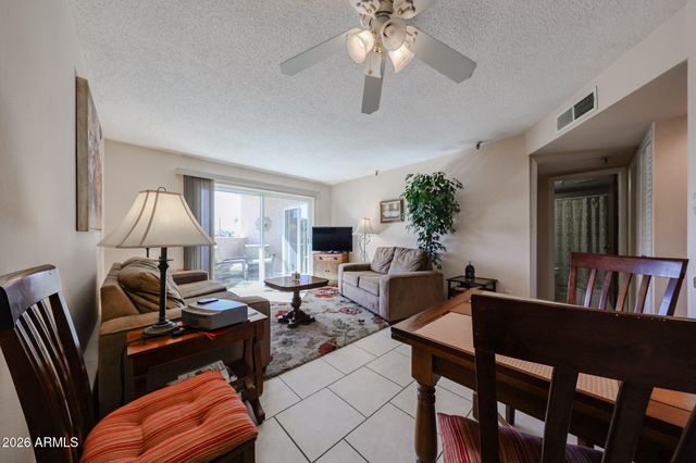 7474 E Earll Drive 312, Scottsdale, AZ 85251