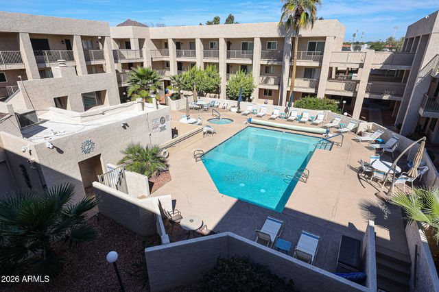 7474 E Earll Drive 312, Scottsdale, AZ 85251