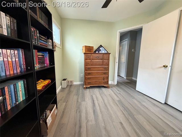 24859 Puritan, Redford, MI 48239