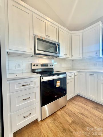 263 C I Chapman Court, Taylorsville, NC 28681